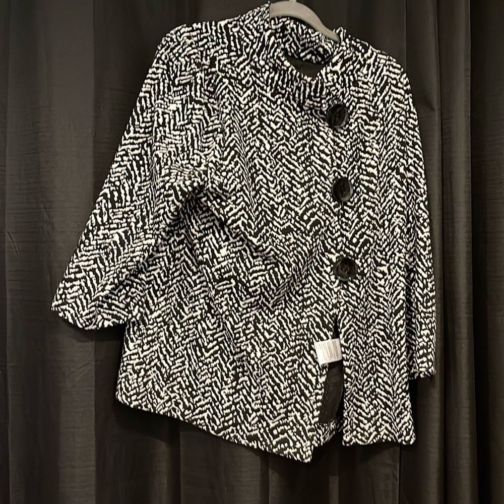Button side long sleeve sweater